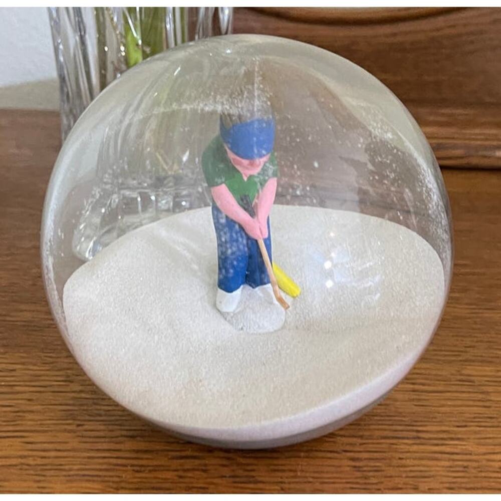 Glass Eye Studio Golf Ball Tees Putting Markers Sand Trap Large 5" Globe ~Gift